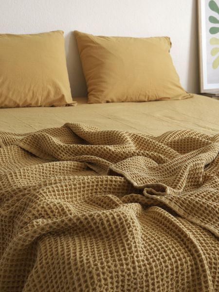 Покривало 220х240 LA MODNO PIKE STONEWASHED Golden Yellow 200386 фото